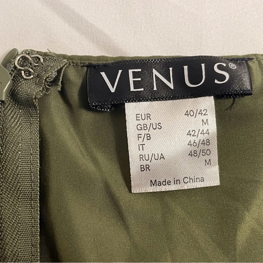 Venus Long Bell Sleeves Mini Dress Olive Green Size Medium - Picture 9 of 15